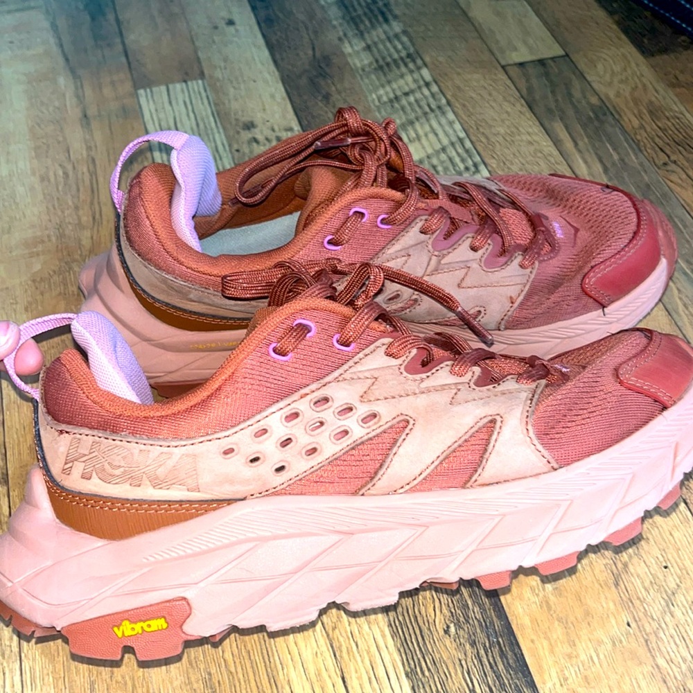 Hoka Anacapa Breeze